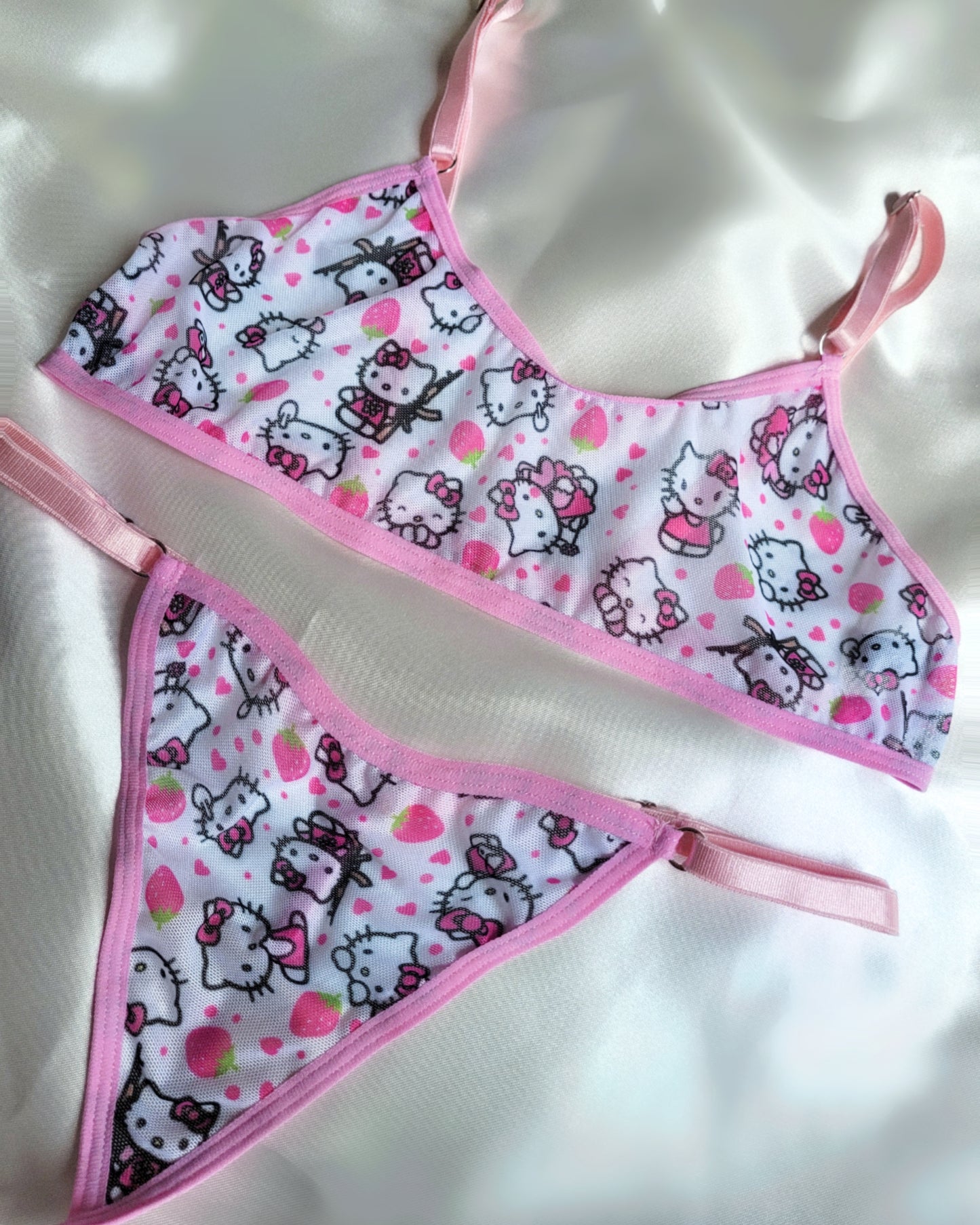 HELLO KITTY BASIC set